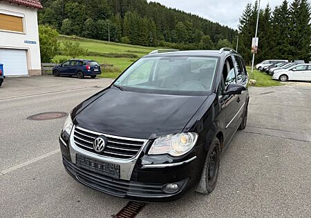 VW Touran Volkswagen Highline Automatik/Navi/Klimaauto