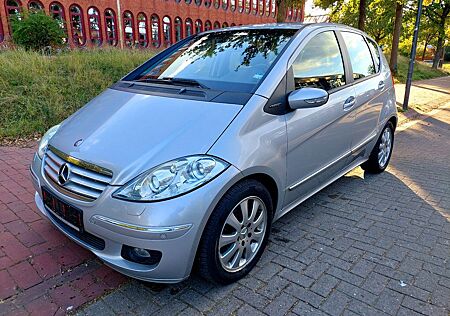 Mercedes-Benz A 200 gebraucht kaufen Mercedes-Benz A 200 A200CDI/Eleg/Klimaaut/Sitzheiz/Xenon/Automatik