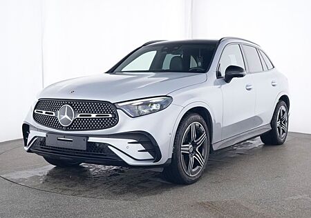 Mercedes-Benz GLC 300 d 4M AMG DISTR AIRMATIC AHK D-LIGHT HUD