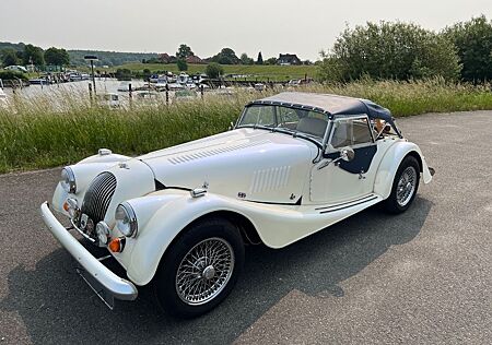 Morgan Plus 8