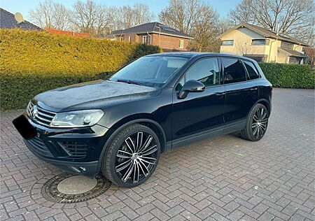 VW Touareg Volkswagen 3.0 V6 TDI SCR 150kW Tiptronic BMT B...