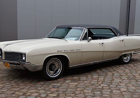 Buick Electra 225