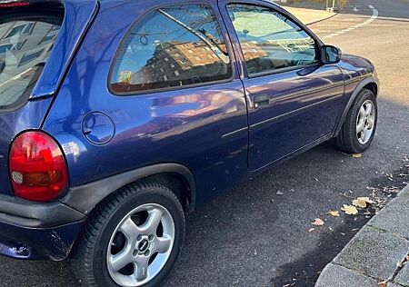 Opel Corsa 1.4 Automatik