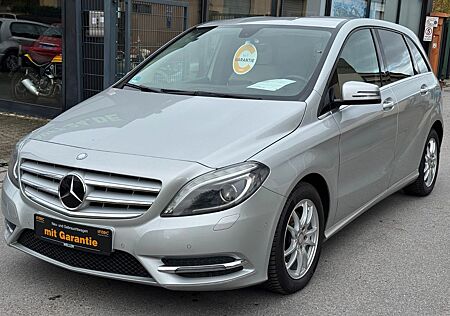 Mercedes-Benz B 200 Automatik. Bi-Xenon. Kamera.Tempomat
