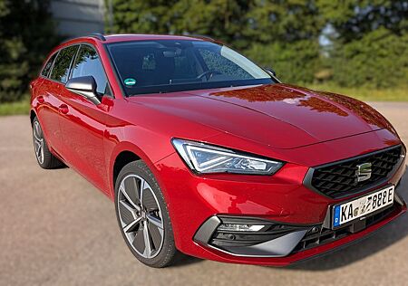 Seat Leon 1.4 e-HYBRID FR DSG Sportstourer FR / LED