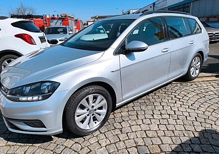 VW Golf Volkswagen 1.5 TGI BlueMotion IQ. Variant, CNG+Banzin