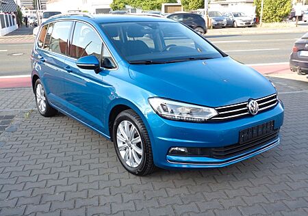 VW Touran Volkswagen 2.0 TDI Highline Navi, Standheizung