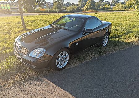 Mercedes-Benz SLK 200 -