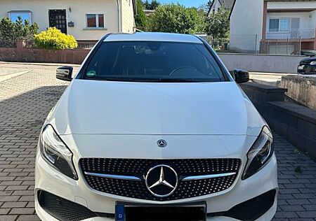 Mercedes-Benz A 200 d 4MATIC AMG Line DCT AMG Line