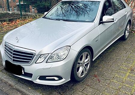 Mercedes-Benz E 350 CGI BlueEFFICIENCY AVANTGARDE AVANTGARDE
