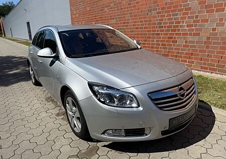 Opel Insignia Insignia2.0CDI- EDITION-XENON-NAVI-CLIMA-PDC-GRA
