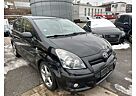 Toyota Corolla Verso 2.2 D-CAT Executive 7-Sitzer