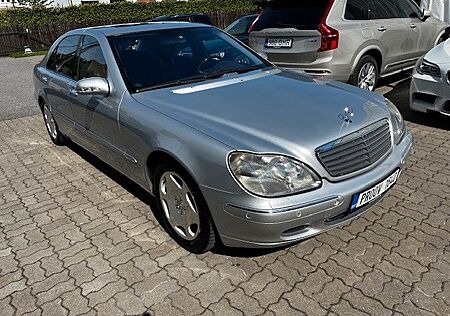 Mercedes-Benz S 600 L -