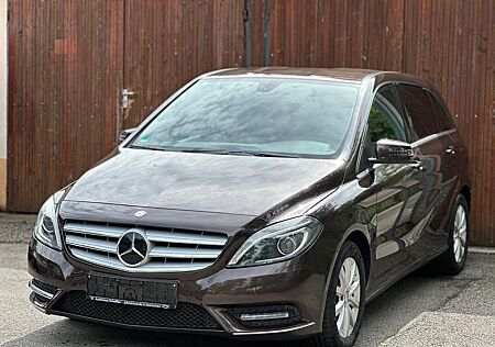 Mercedes-Benz B 180 CDI 1.Hand/Xenon/Navi/R-Kamera/Bluetooth