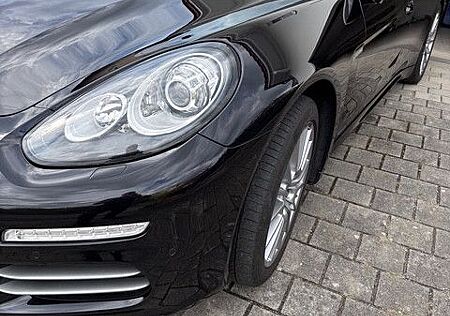 Porsche Panamera 4 Edition