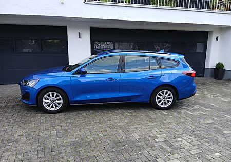 Ford Focus 1,5 EcoBlue 88kW Cool & Connect Turnie...