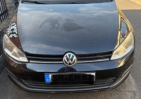VW Golf Volkswagen 1.2 TSI 63kW BMT Trendline Trendline