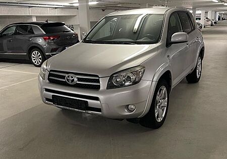 Toyota RAV 4 RAV4 Executive Tüv Neu