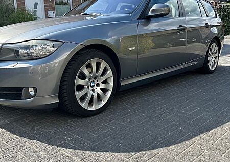 BMW 318i Touring Kombi