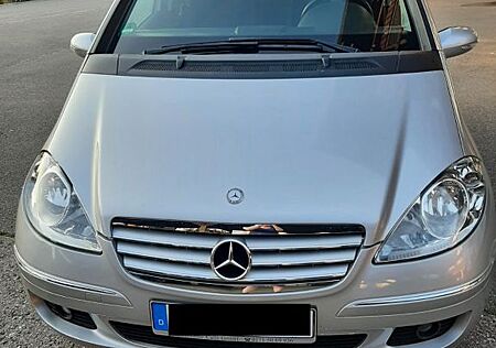 Mercedes-Benz A 150 ELEGANCE Bremsen+TÜV Neu, S.heft gepfl.,