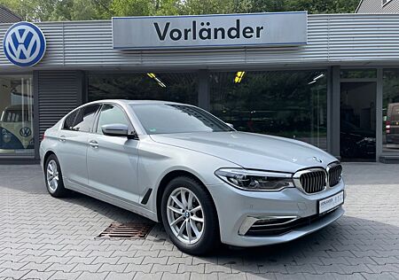 BMW 540i xDrive Luxury Line*Exklusiv-Paket HiFi 360*