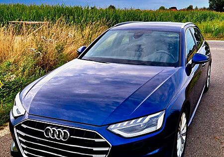 Audi A4 40 TFSI Avant