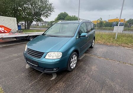 VW Touran Volkswagen 2.0 FSI Highline Highline