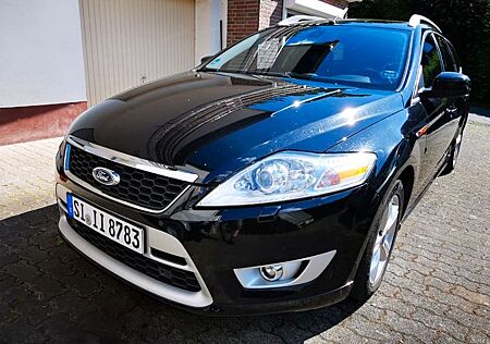 Ford Mondeo 2,0 EcoB. Black Magic Turnier PowerSh...