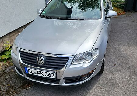 VW Passat Variant Volkswagen 2.0 TDI Trendline Variant Tre...