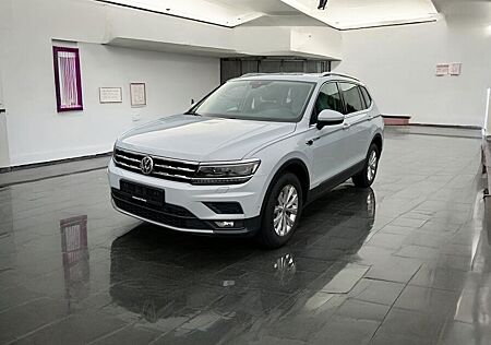 VW Tiguan Allspace Volkswagen Comfortline LED