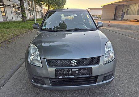 Suzuki Swift Lim. Snow *NEUE TÜV & ASU*