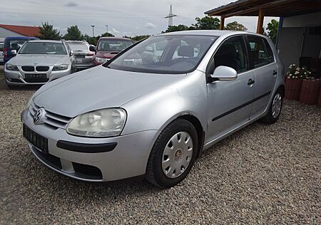VW Golf Volkswagen 1.6 FSI Trendline
