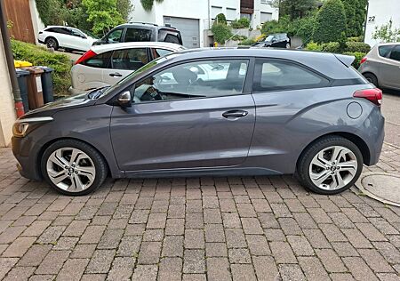 Hyundai i20 Coupe 100.000KM