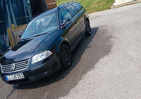 VW Passat Volkswagen 1.9TDI 96kW 4motion Basis Basis