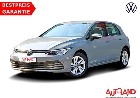 VW Golf Volkswagen VIII 1.5 eTSI Life DSG Navi LED ACC PDC