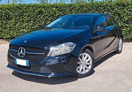 Mercedes-Benz A 160 gebraucht kaufen Mercedes-Benz A 160 d Activity Edition Activity Edition
