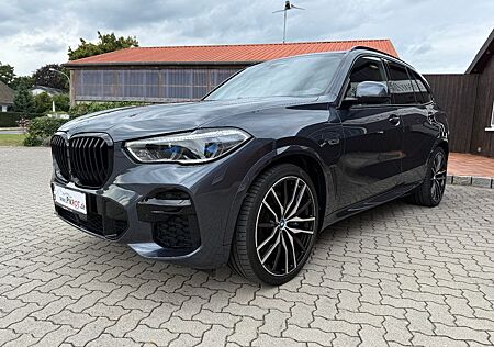 BMW X5 xDrive 45e M-SPORT,22",AHK,Pano,B&W