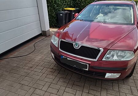 Skoda Octavia Combi 2.0 FSI Ambiente Ambiente