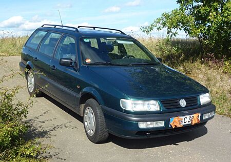 VW Passat Variant Volkswagen 1.8 Court Court