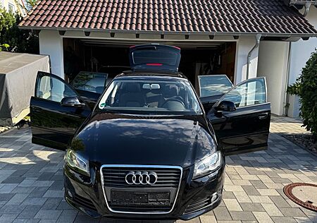 Audi A3 1.8 TFSI Attraction Sportback Attraction