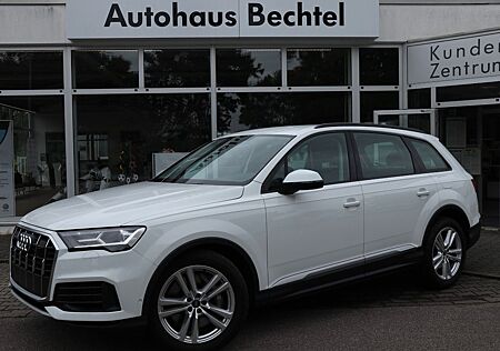 Audi Q7 55 TFSI e quattro basis