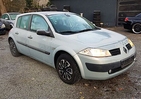 Renault Megane Confort Dynamique 1.4 16V