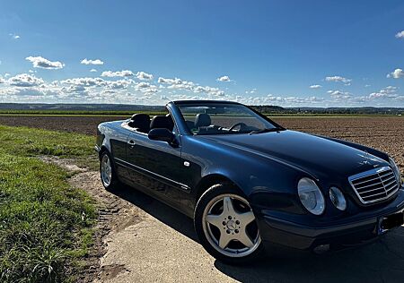 Mercedes-Benz CLK 320 SPORT guter Zustand