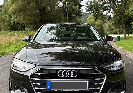 Audi A4 40 TDI S tronic -