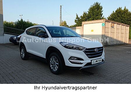 Hyundai Tucson blue Passion 2WD