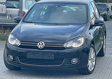 VW Golf Volkswagen VI 1.6 TDI Highline Leder/BiXenon/SchibeD
