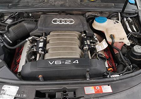 Audi A6 2.4 Avant -LPG- Anhängerkupplung