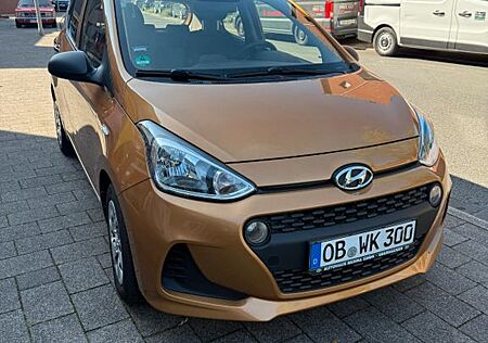 Hyundai i10 1.0 -