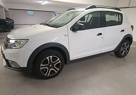 Dacia Sandero TCe 90 Stepway Celebration Stepway C...
