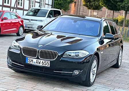 BMW 528 i Baureihe 5 Touring xDrive AHK. Automatik